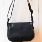 borsetta a tracolla postina in pelle modello Tecla RISI Milano