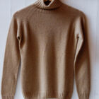 maglione collo alto in cashmere pullover modello Bortolo Risi Milano