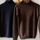 maglione collo alto in cashmere pullover modello Bortolo Risi Milano