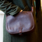 borsetta a tracolla postina in pelle modello Tecla RISI Milano