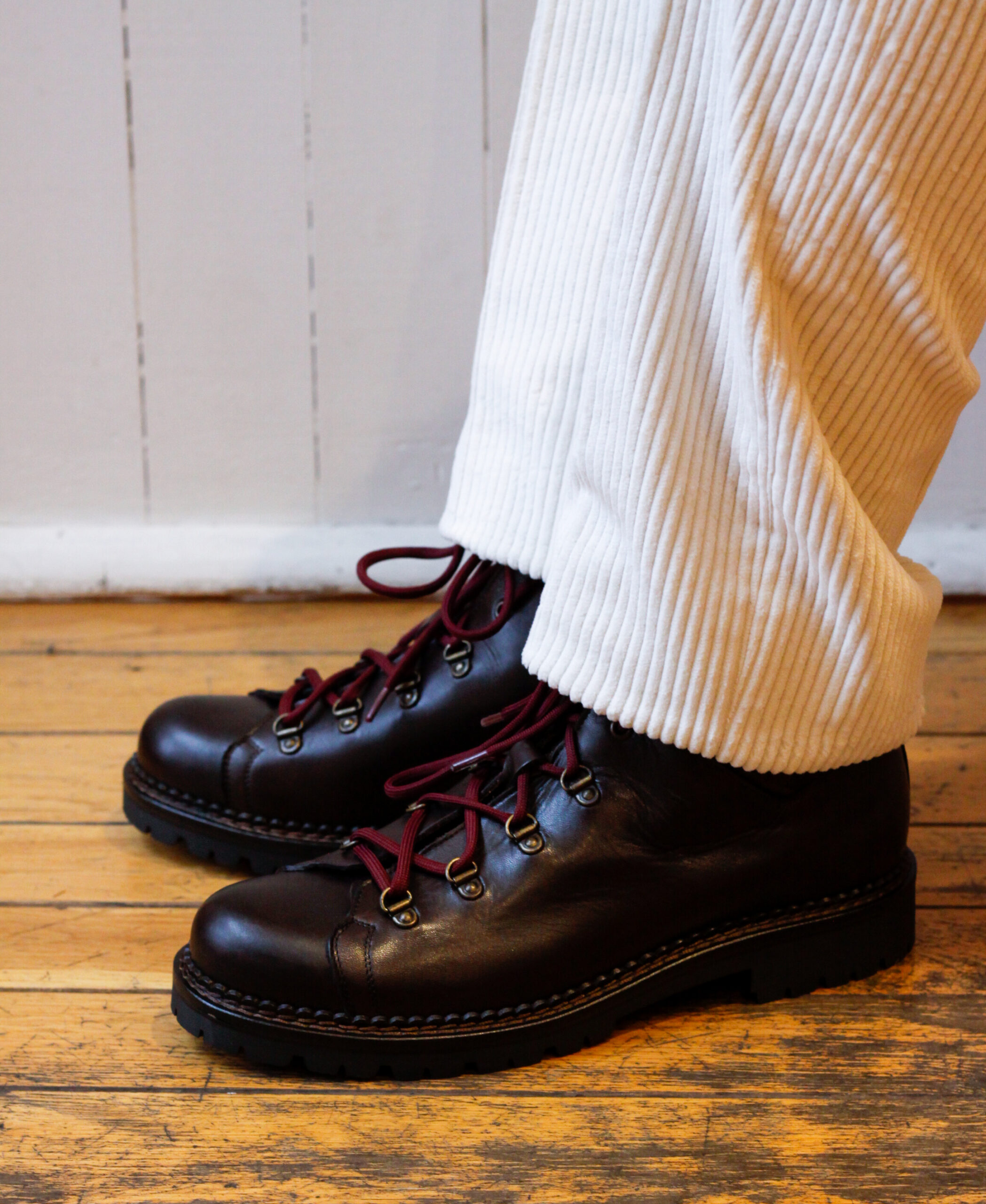 Scarponcini da montagna da uomo stile vintage in pelle modello Filiberto RISI Milano