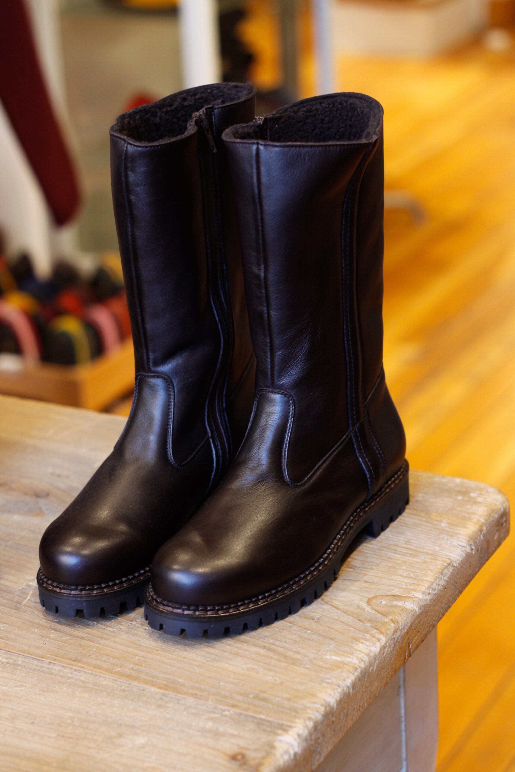 stivali da donna imbottiti con pelo modello Martino RISI Milano