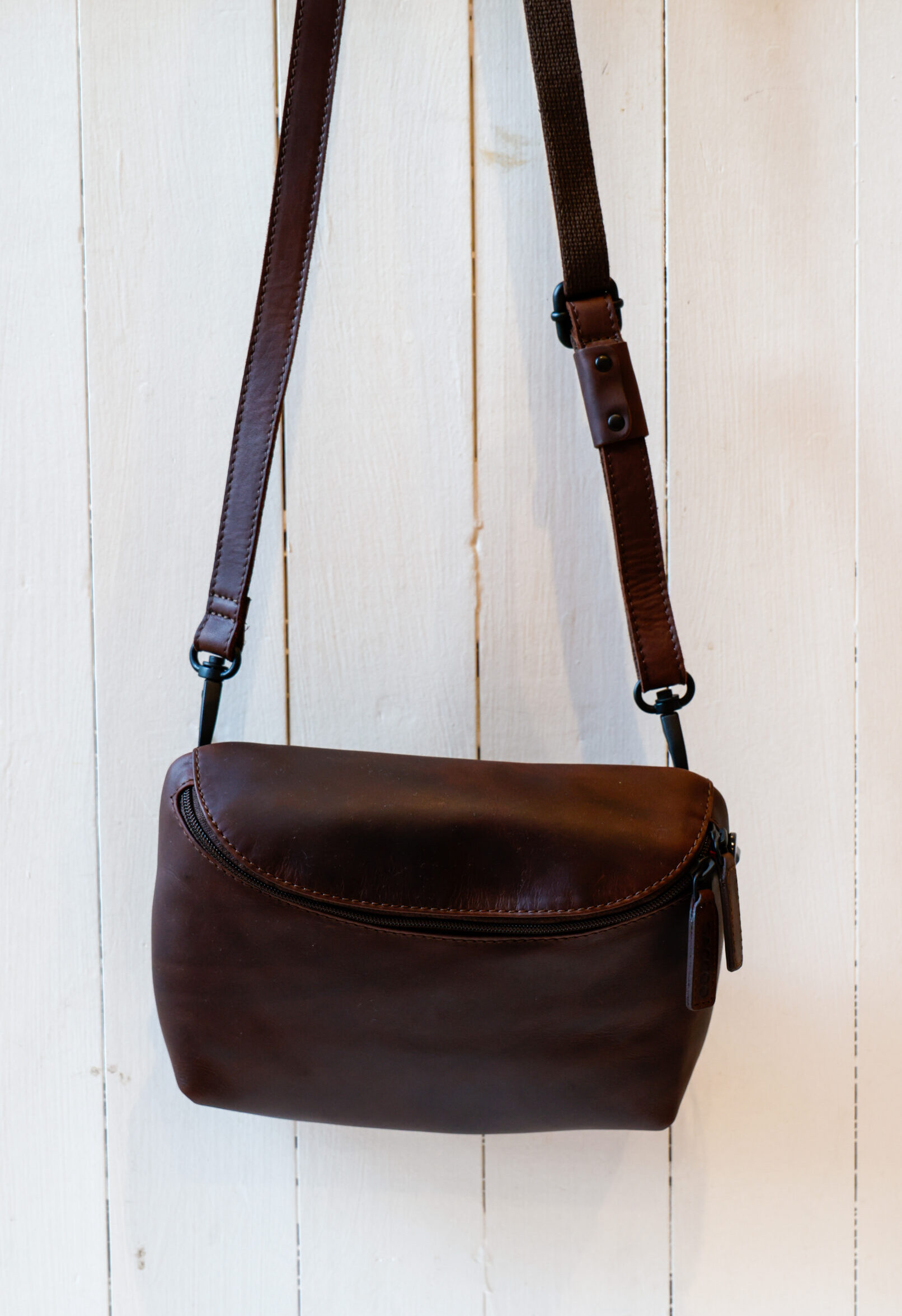 Borsa a tracolla in pelle con cerniera davanti modello Zaia RISI Milano