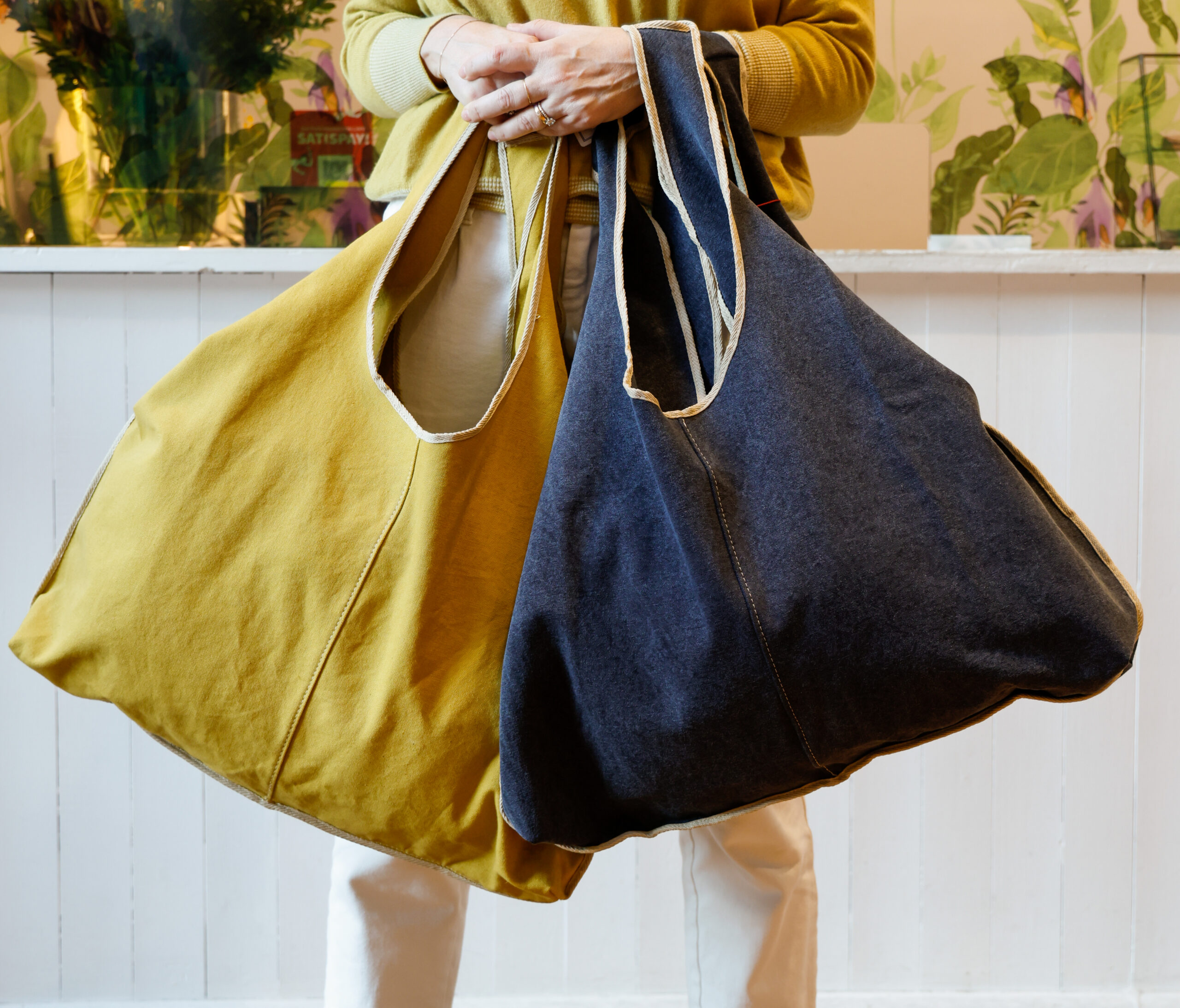 Borsa estiva in tessuto sfoderata a spalla modello Eden RISI Milano