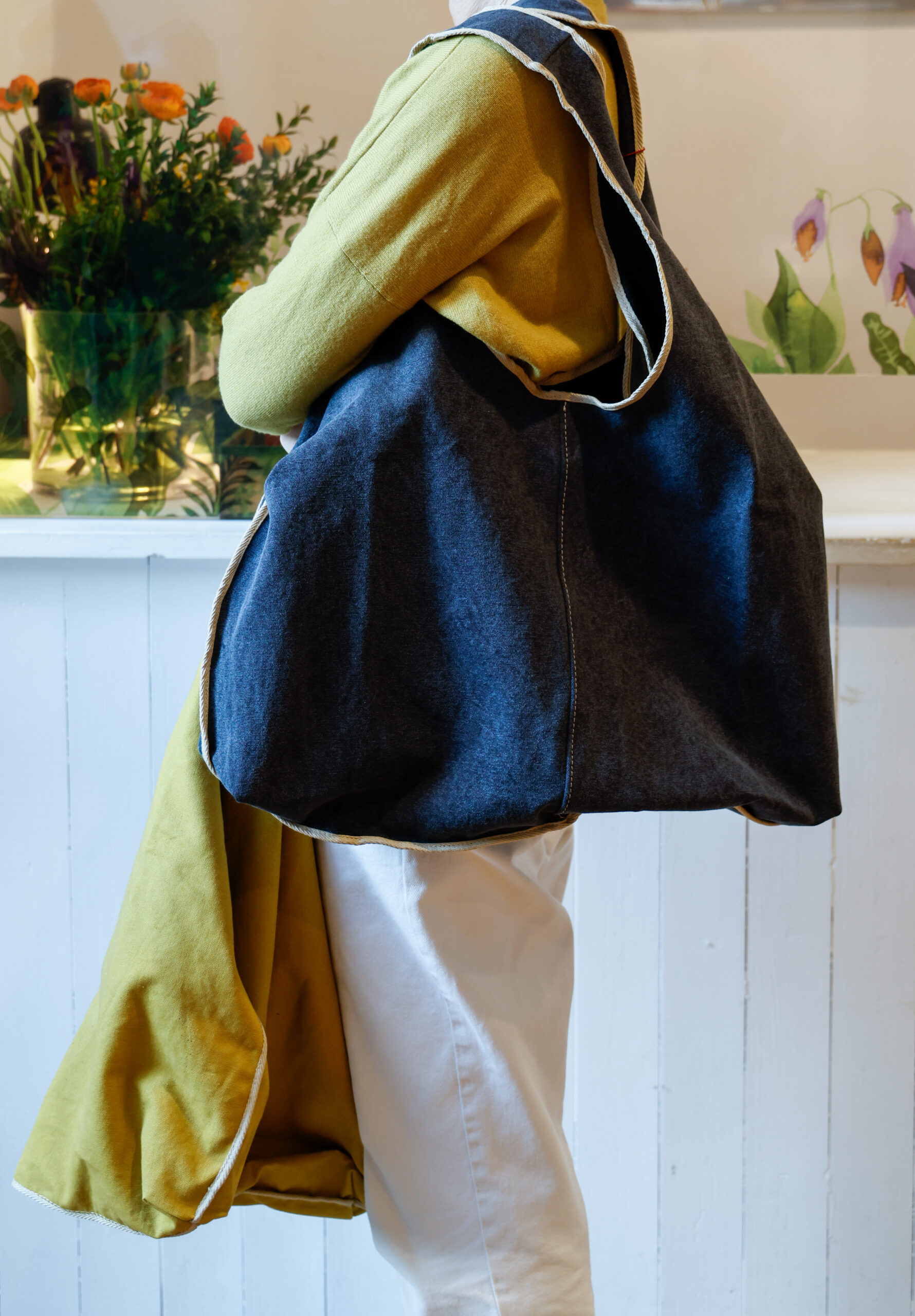 Borsa estiva in tessuto sfoderata a spalla modello Eden RISI Milano