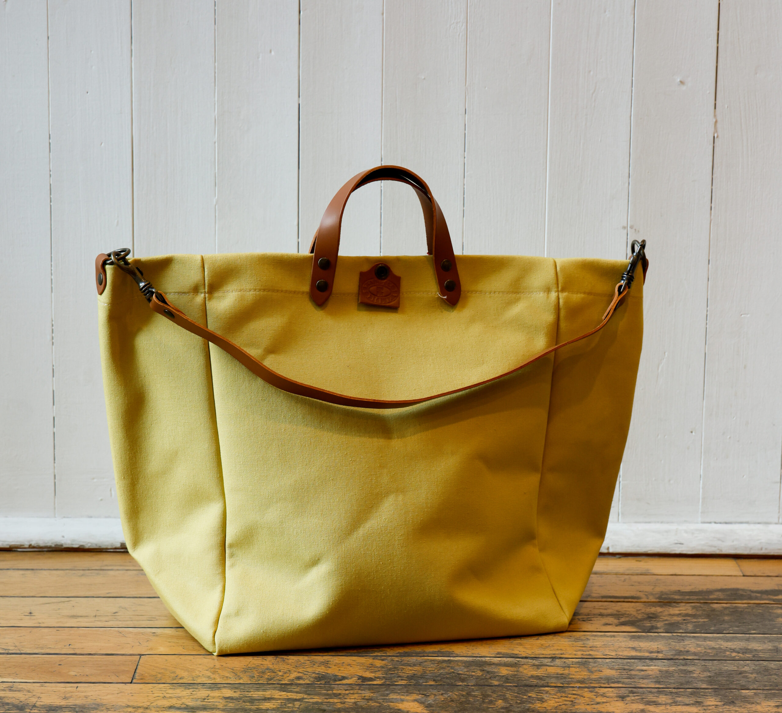 Borsa in cotone e cuoio a mano e a tracolla Deanna