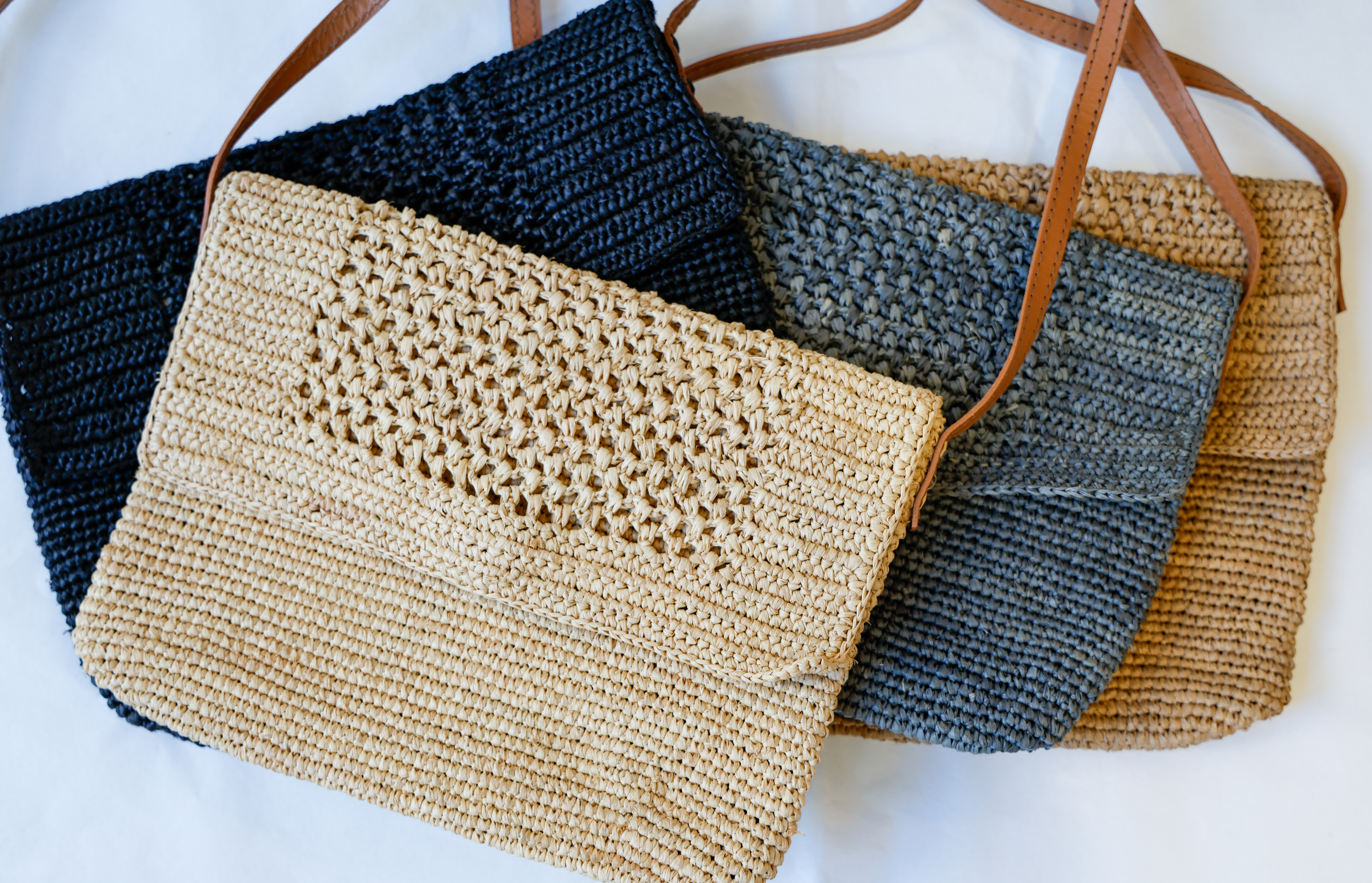 borsa a tracolla vimini piccola vari colori modello Alveola negozio RISI Milano