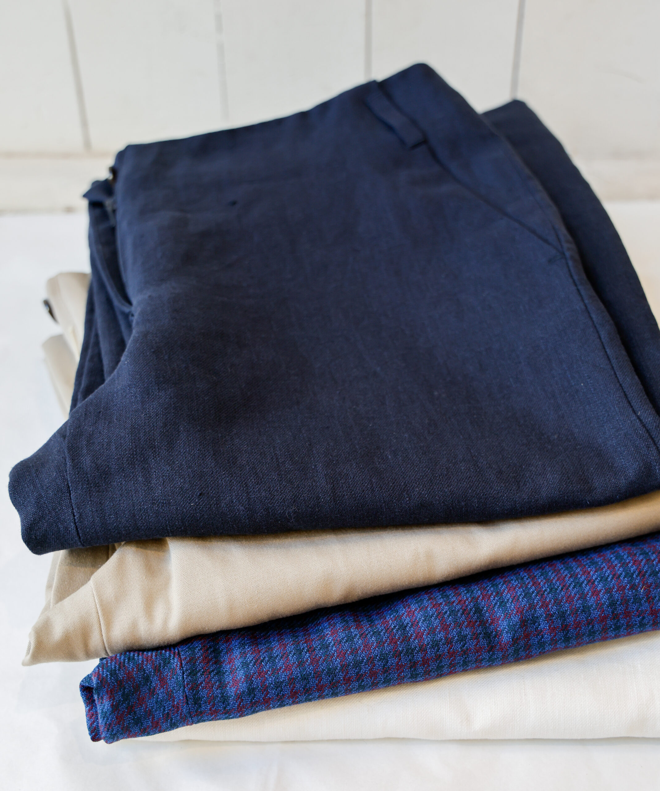 pantaloni donna dritti senza pinces varianti modello Romeo negozio RISI Milano