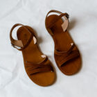 sandali da donna con fascette sottili in suede marrone modello Livio RISI Milano