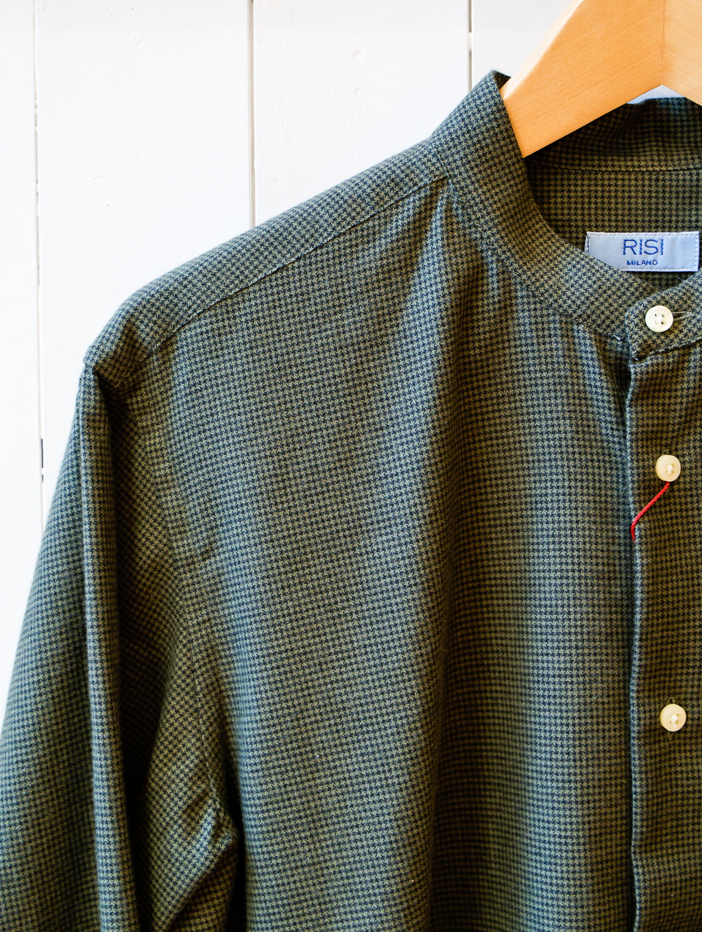 camicia uomo con collo alla coreana senza taschina modello Marzia RISI Milano