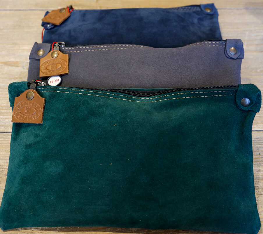 Pochette in suede modello Ernesta RISI Milano